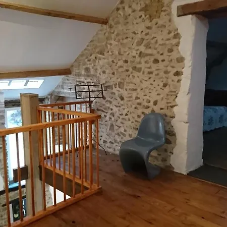 Rouge And La Ferme Blanche * Menil-Vin