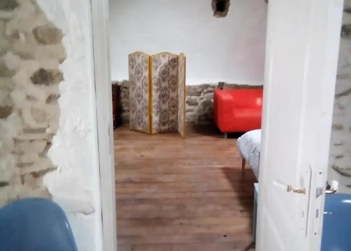 Semesterbostad Rouge And La Ferme Blanche *