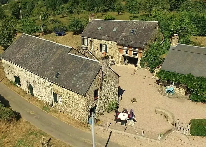 Semesterbostad Rouge And La Ferme Blanche