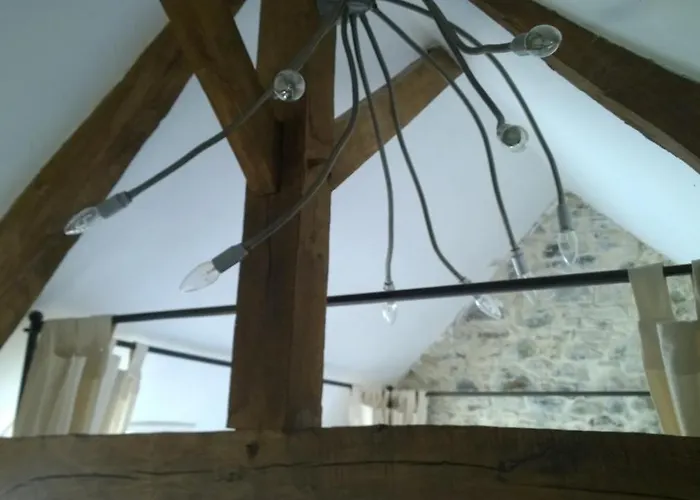 Rouge And La Ferme Blanche