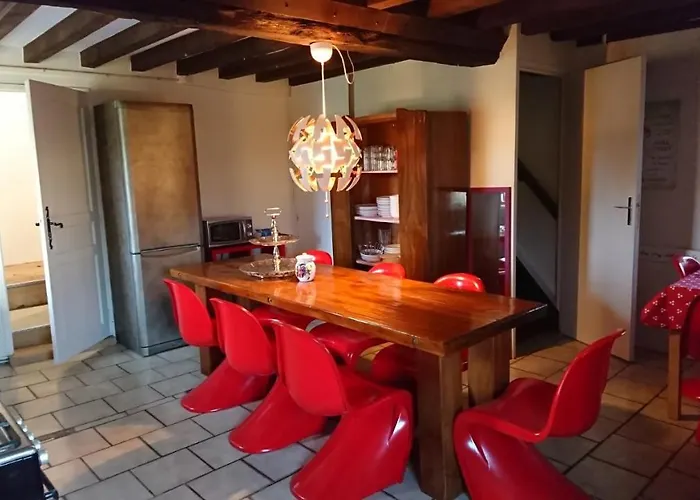 Semesterbostad Rouge And La Ferme Blanche *