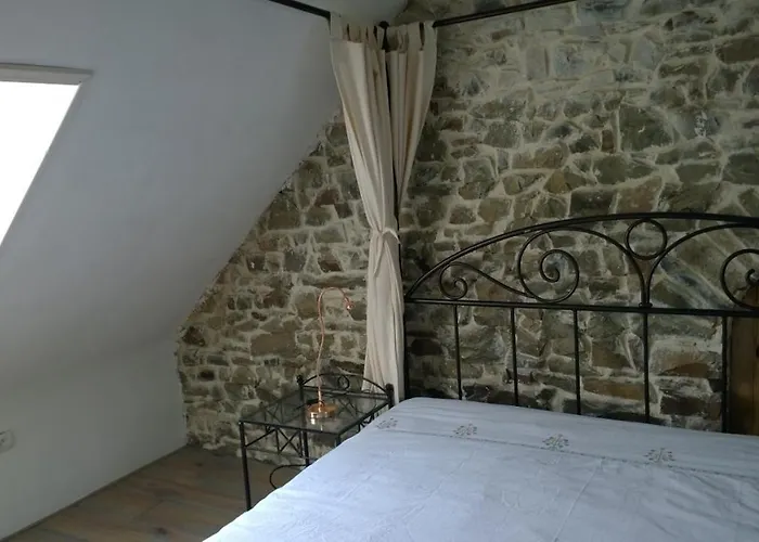 Semesterbostad Rouge And La Ferme Blanche