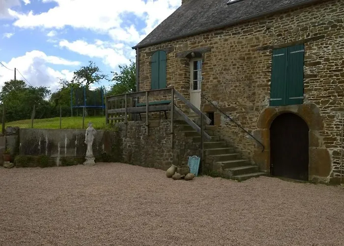 Rouge And La Ferme Blanche