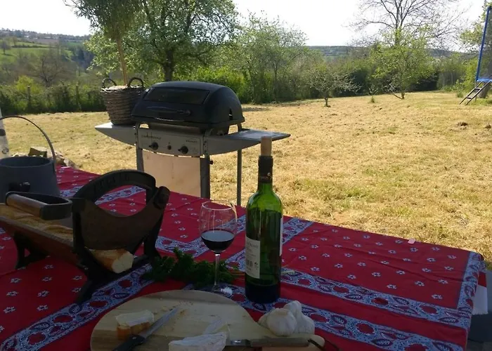Rouge And La Ferme Blanche * Menil-Vin